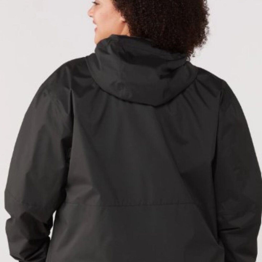 REI LADIES RAINJACKET XXL